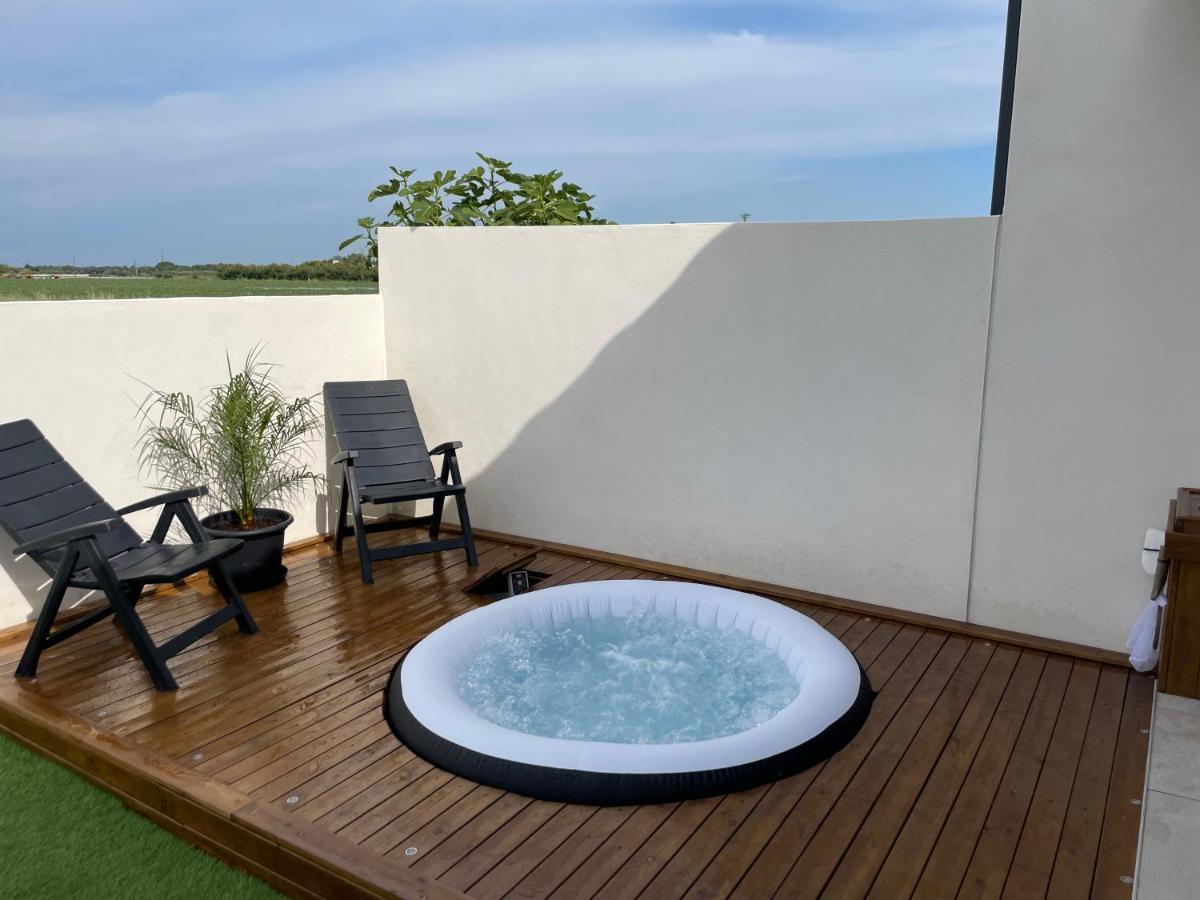 Appartement Avec Spa-Avril A Sept-Camargue 4 Personnes Saint-Laurent-d'Aigouze Exterior photo