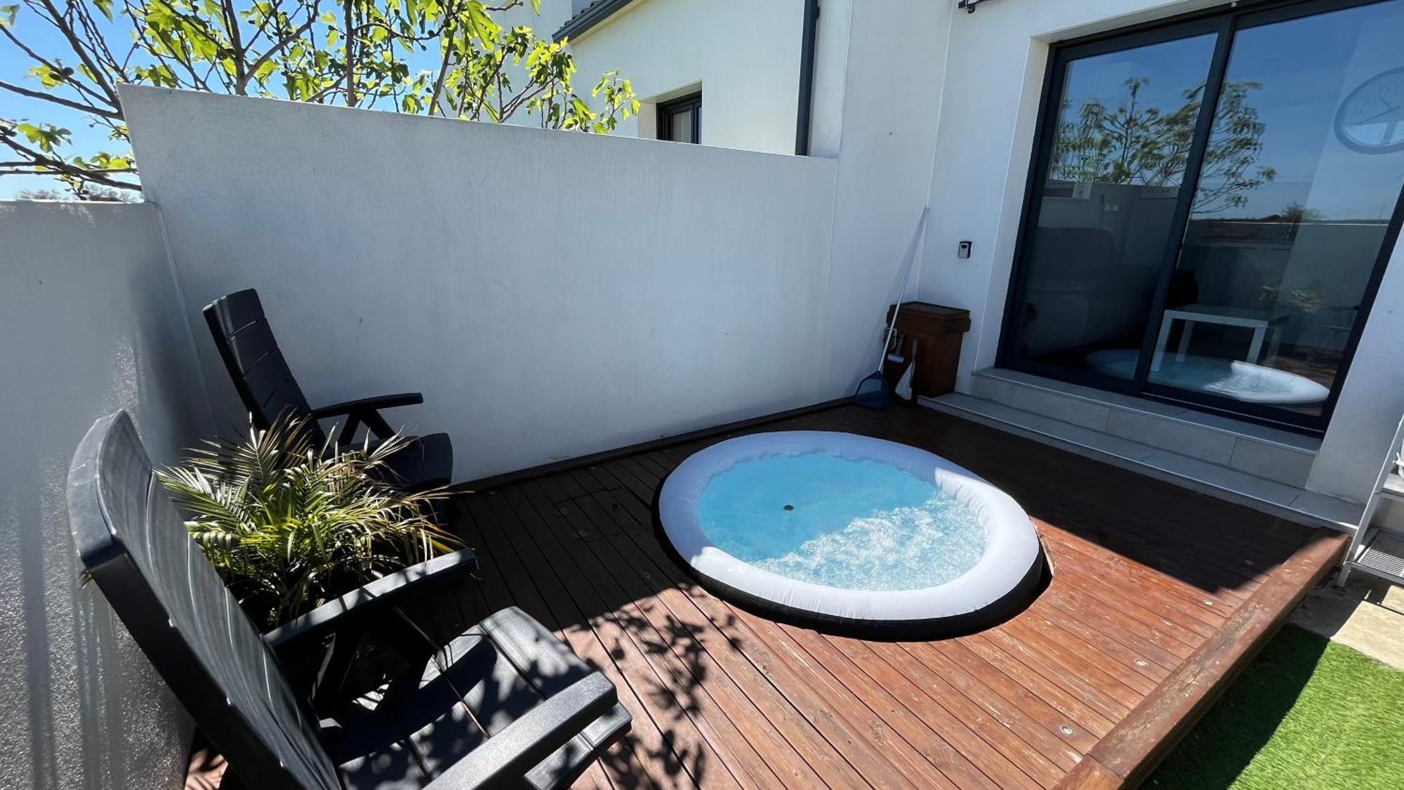 Appartement Avec Spa-Avril A Sept-Camargue 4 Personnes Saint-Laurent-d'Aigouze Exterior photo